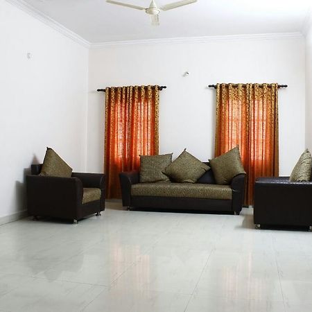Hotel Horizon Residency Hyderabad Bagian luar foto