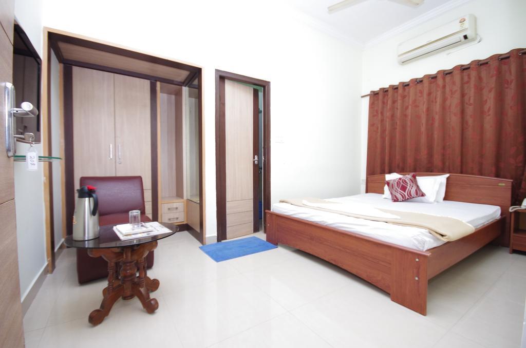 Hotel Horizon Residency Hyderabad Ruang foto